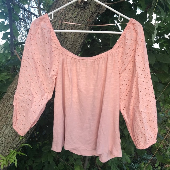 🍁5/30$!! Statement Sleeve Off Shoulder Eyelet Crop Top - Picture 1 of 8